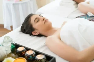 How Do Therapists Ensure Safety During Home Massage in Dubai