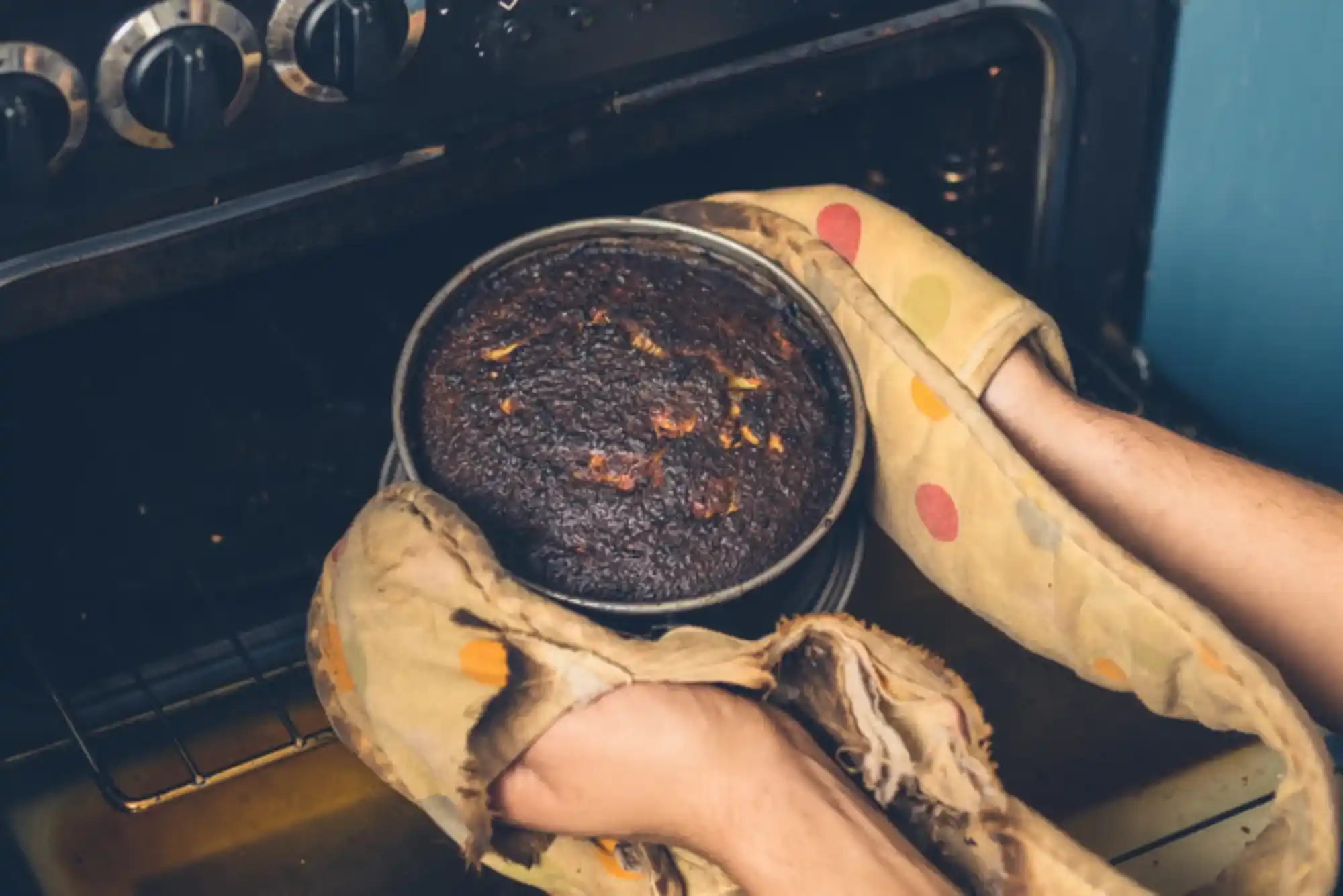 Why Oven Doesn’t Cook Food on Time