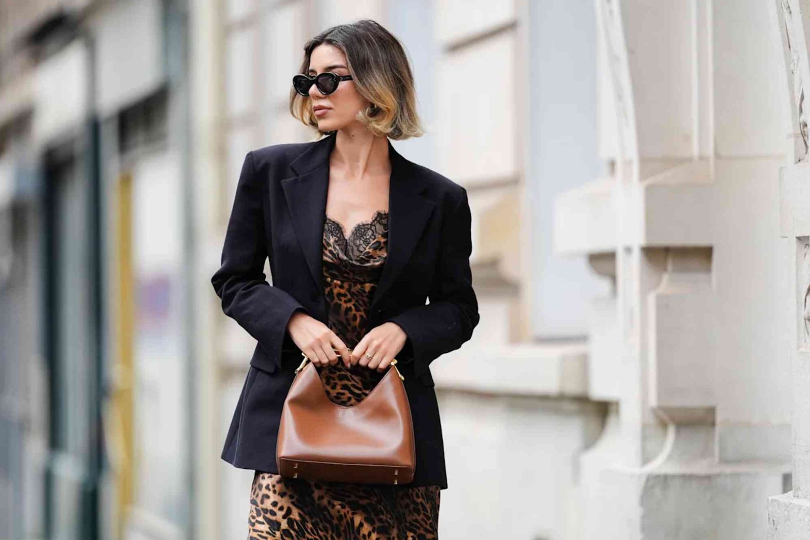 Top Fashion Styles for Modern Women